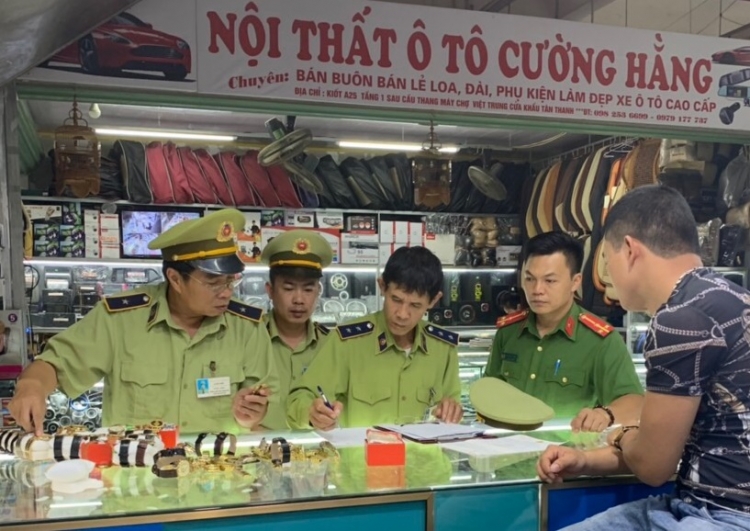 lai phat hien dong ho gia thuong hieu rolex longines omega