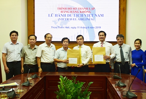 loat dai gia tung chieu vietravel cung sot sang voi du an hang khong