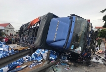 khoi to tai xe xe tai khien 5 nguoi tu vong tai hai duong