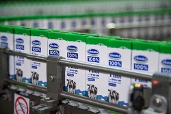 ong trum nganh sua vinamilk giu da tang truong