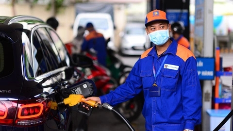 Phó Thủ tướng yêu cầu nghiên cứu lập sàn giao dịch xăng dầu