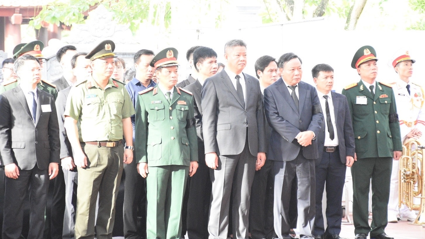 Hơn 40.000 người đến viếng Tổng Bí thư Nguyễn Phú Trọng tại quê nhà trong ngày đầu