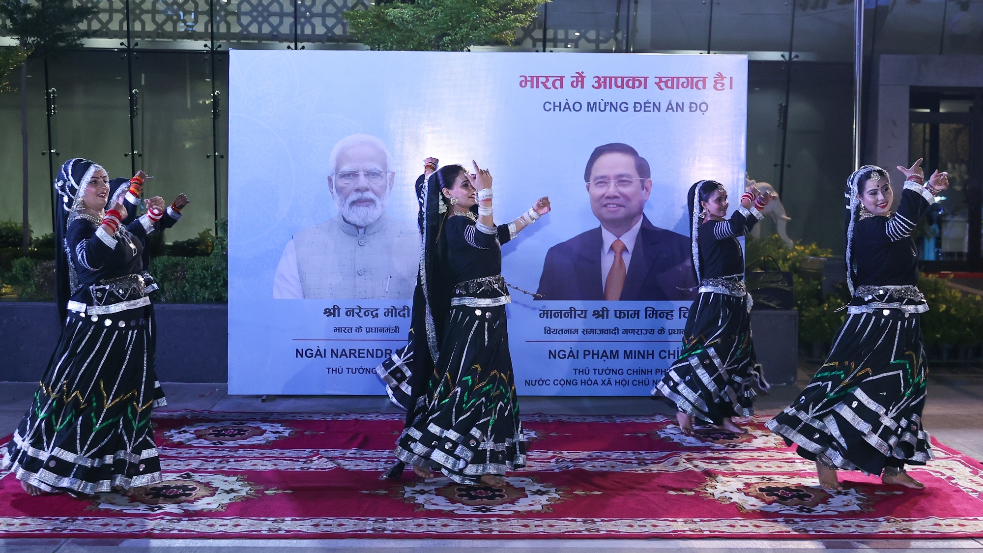 Ấn Độ chào đón Thủ tướng Phạm Minh Chính bằng điệu múa truyền thống