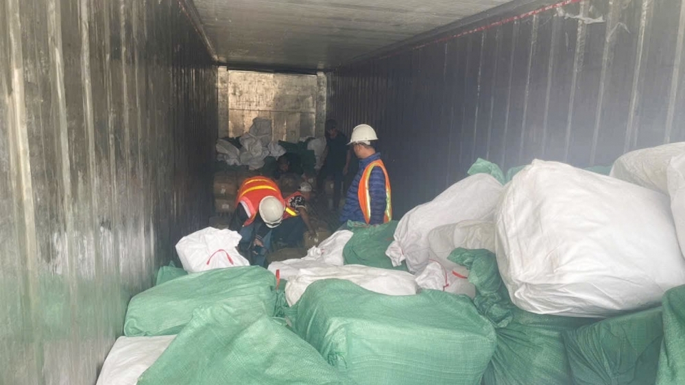 Khởi tố vụ doanh nghiệp xuất khống 1.400 tấn chân gà để trốn thuế