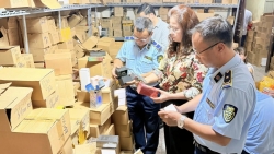 ha noi phat hien xu ly hon 2000 vu buon lau san xuat hang gia