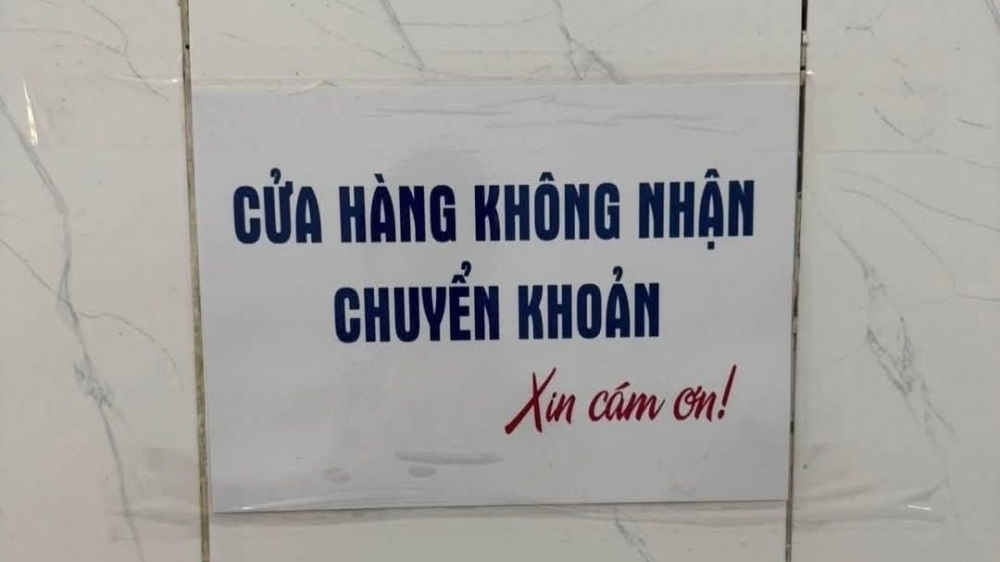 Công an Hà Nội: Cửa hàng không nhận chuyển khoản để “né” thuế có thể mang tội
