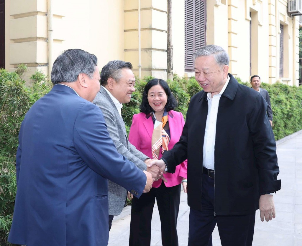 Bài 2: Mệnh lệnh hồi sinh một di sản sống