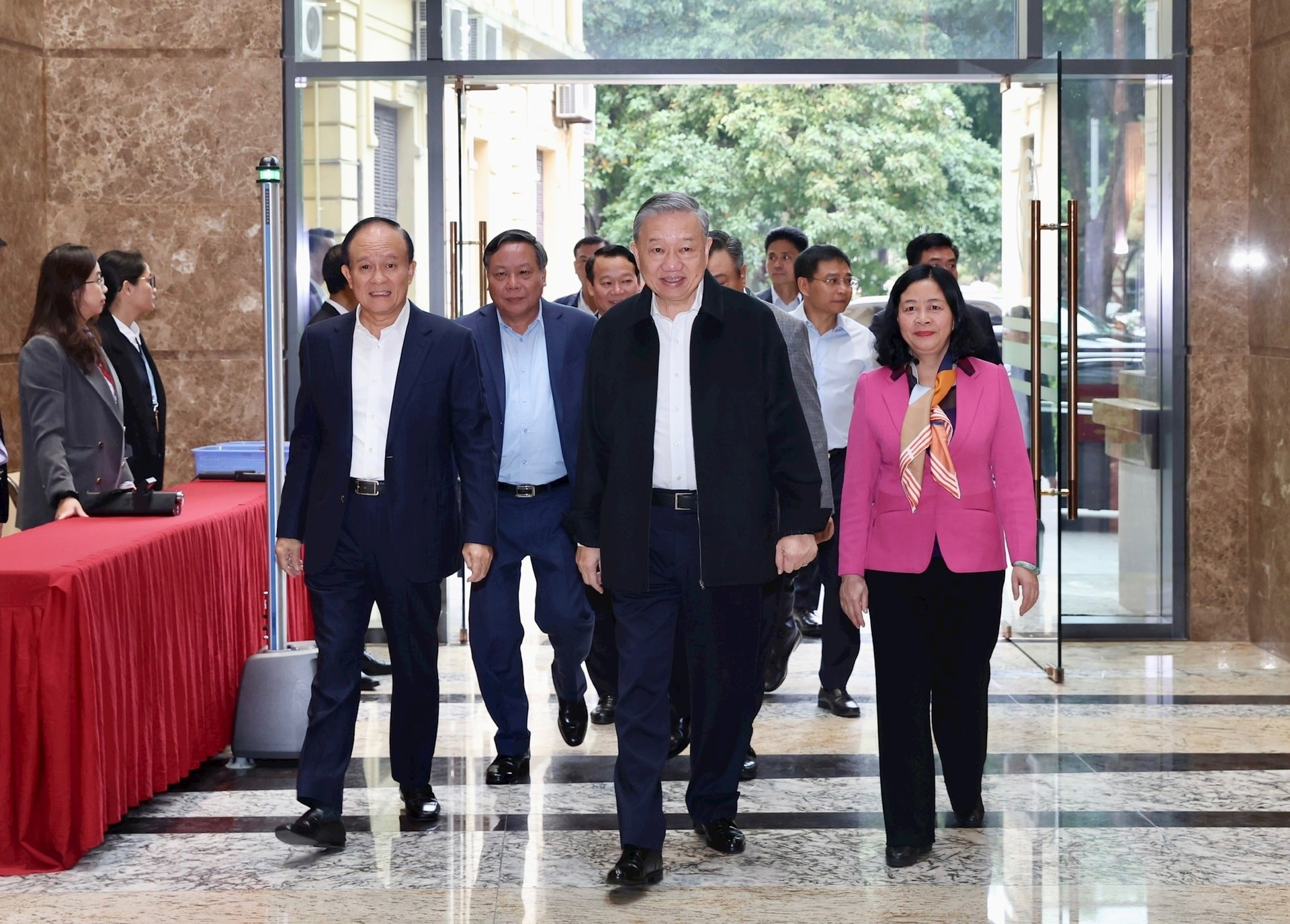 Bài 2: Mệnh lệnh hồi sinh một di sản sống