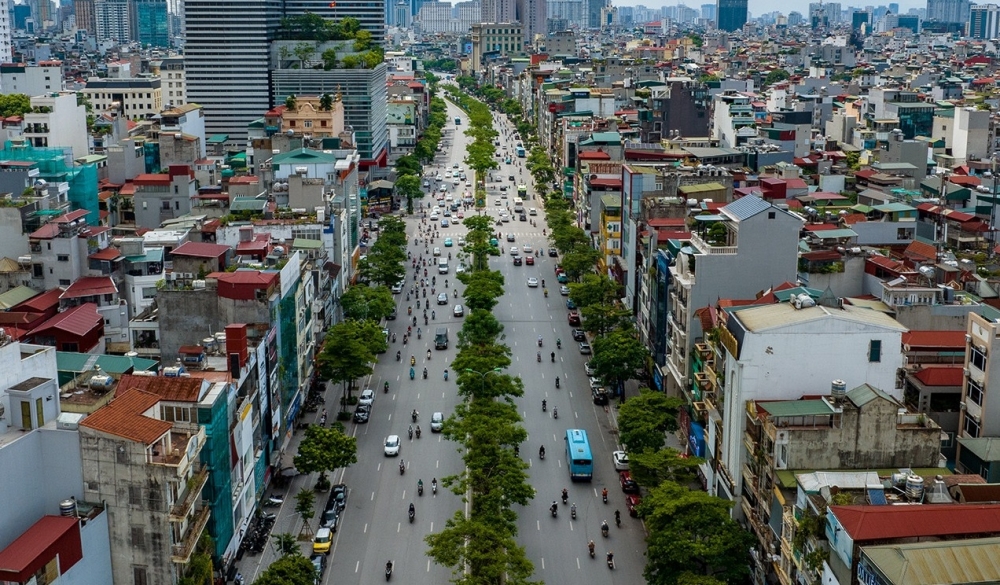 Cấm xe xăng: “Mách nước” cho Hà Nội