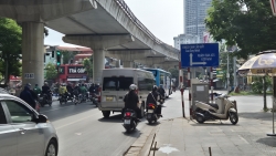 chuyen doi xe xang sang xe dien ha noi se trien khai than trong bai ban