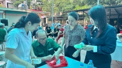 xa hoai duc to chuc cac hoat dong tri an nguoi co cong gia dinh chinh sach