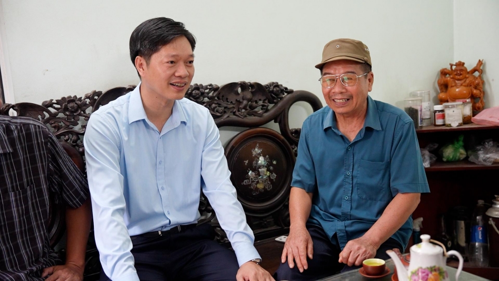 Lãnh đạo xã Dương Hòa tri ân gia đình chính sách, người có công