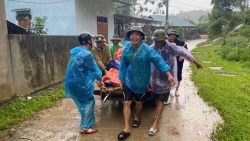 chu dong phong chong benh truyen nhiem sau mua bao