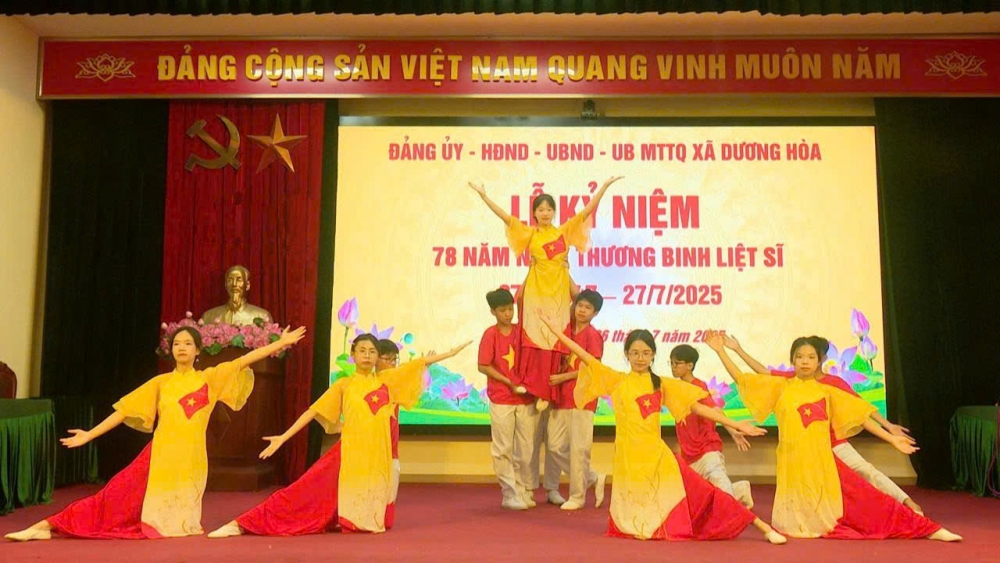 Khơi dậy lòng yêu nước, phát huy truyền thống của đất nước