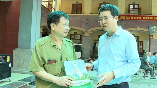 Hết lòng chăm lo cho người có công, gia đình chính sách