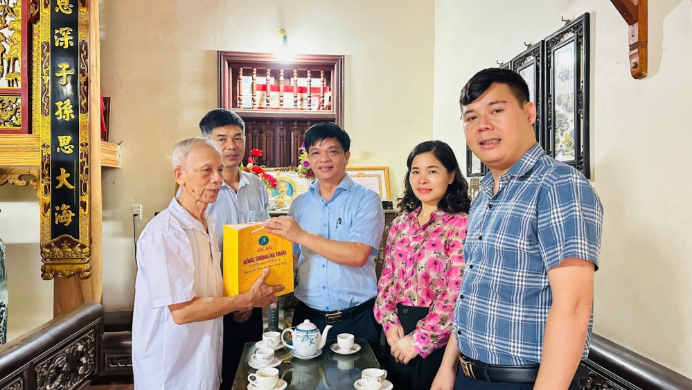 Nghĩa tình của xã Đan Phương với người có công, gia đình chính sách