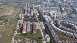 con sot dat nen an theo sap nhap tinh thanh co yeu to dau co