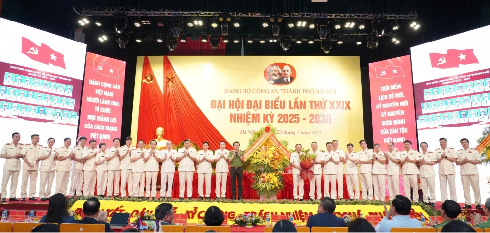 Công an Hà Nội: Khẳng định vai trò là “thanh kiếm”, “lá chắn” vững chắc của Thủ đô