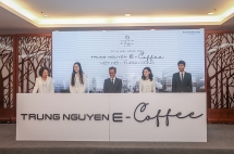 Ông bà chủ vướng ồn ào ly hôn, Trung Nguyên mở chuỗi cà phê mới