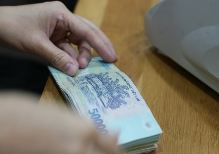 Người dân gửi tiền nhiều nhất vào ngân hàng nào? nguoi dan gui tien nhieu nhat vao ngan hang nao