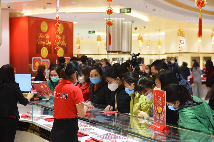 vi sao gia vang lai roi tu do sau khi lien tiep pha dinh