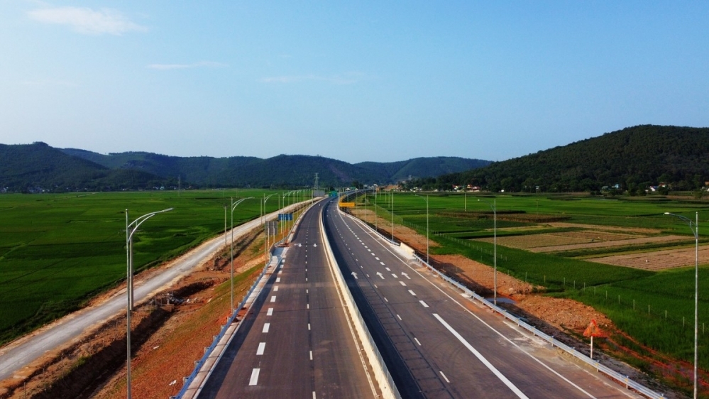 Không để xảy ra tham nhũng, lợi ích nhóm khi triển khai các dự án cao tốc