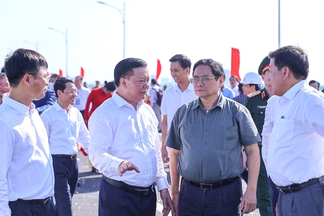 Thủ tướng yêu cầu Hà Nội sớm khởi công cầu Tứ Liên, Hồng Hà, Mễ Sở