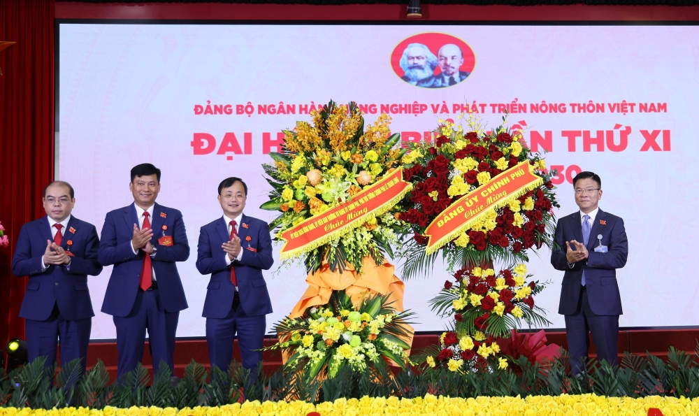 Xây dựng Agribank là định chế tài chính hàng đầu cho lĩnh vực tam nông