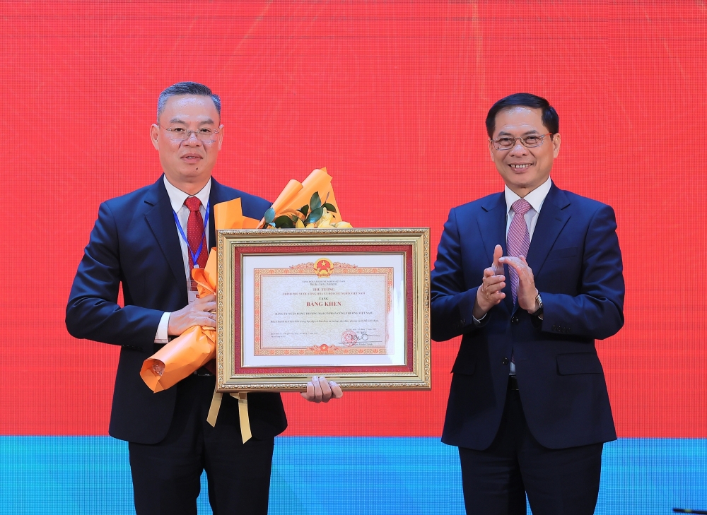 Phấn đấu đưa Vietinbank thuộc nhóm ngân hàng mạnh nhất khu vực châu Á-Thái Bình Dương