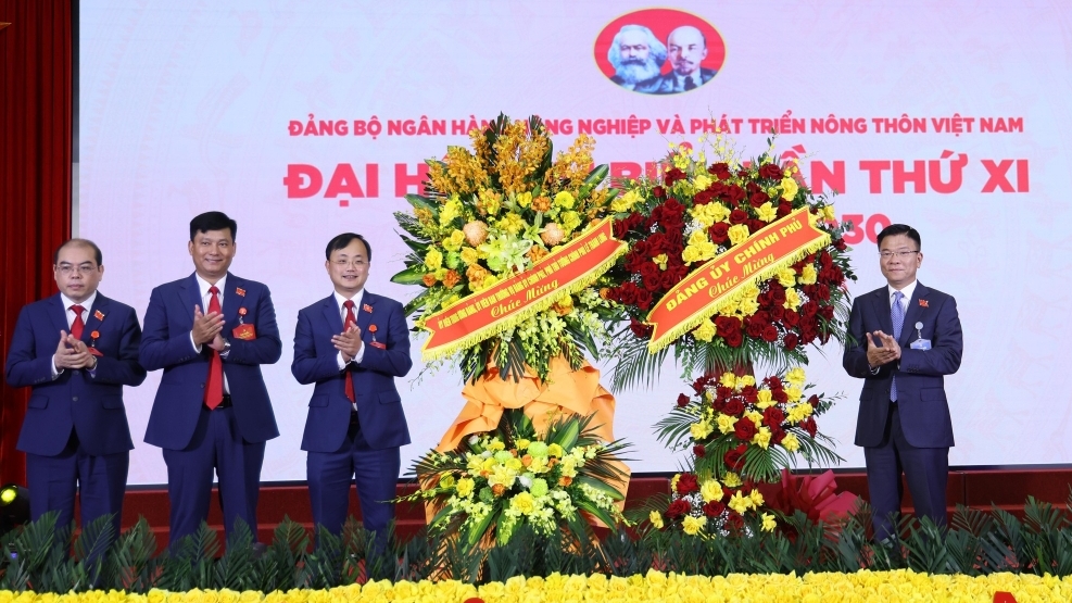 Lãnh đạo Chính phủ giao 5 nhiệm vụ cho Agribank tại sự kiện quan trọng