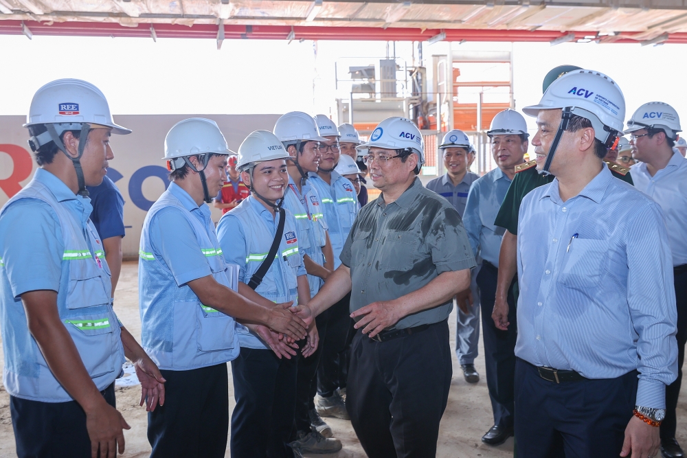 Cuộc “vi hành” thứ 8 của Thủ tướng và sự rốt ráo để siêu sân bay sớm về đích