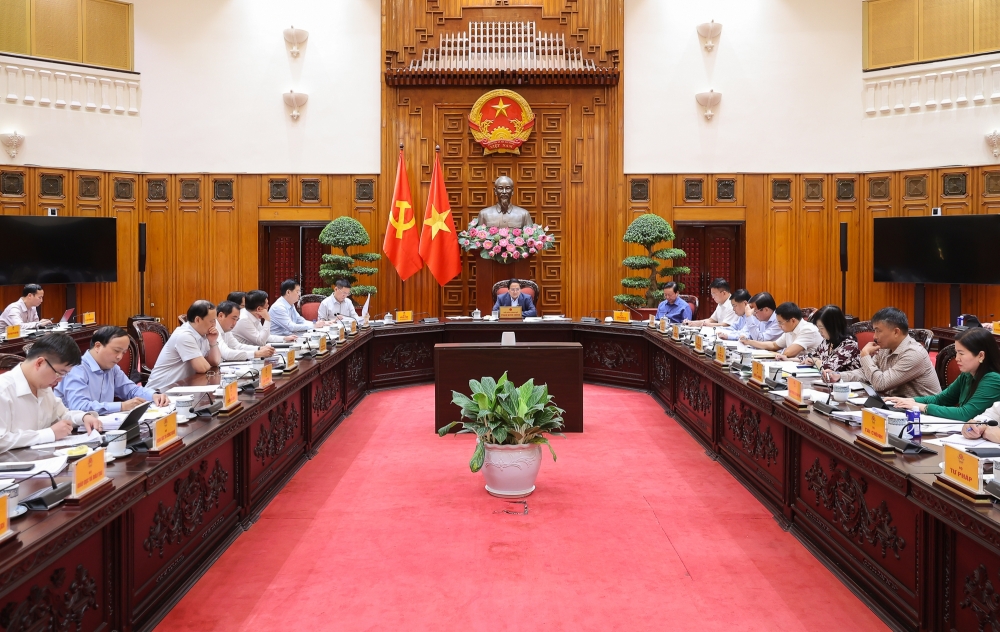 Thủ tướng: Thích ứng linh hoạt, hiệu quả với tình hình để đạt tăng trưởng 8,3-8,5%