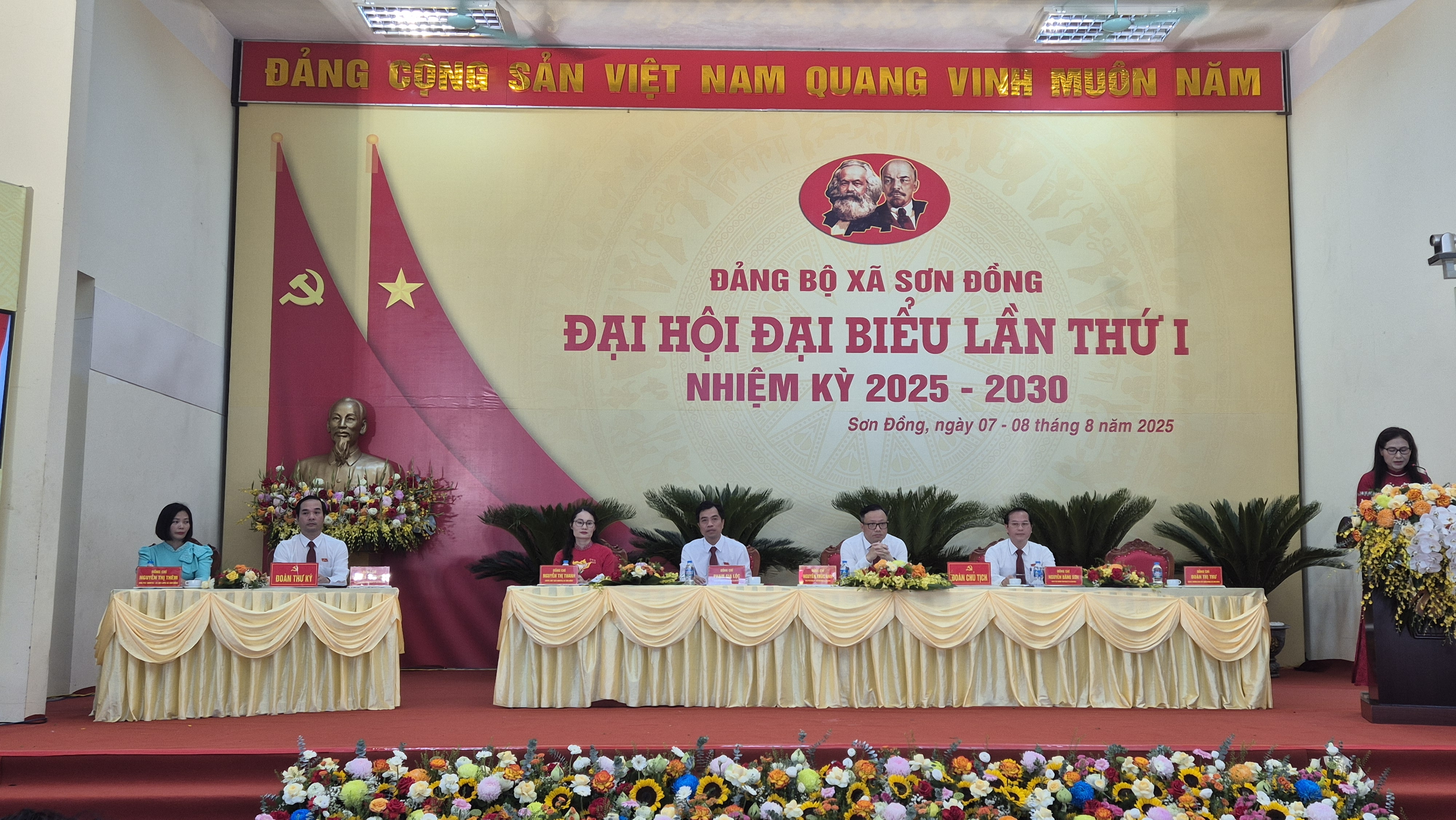 Quyết tâm xây dựng xã Sơn Đồng thành đô thị văn minh, giàu đẹp