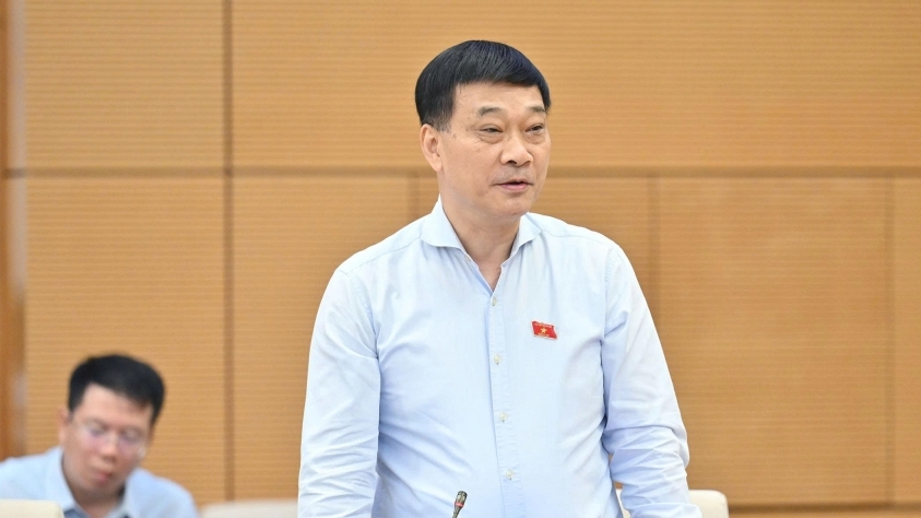 Hà Nội cần có giải pháp hỗ trợ người dân khi cấm xe máy xăng