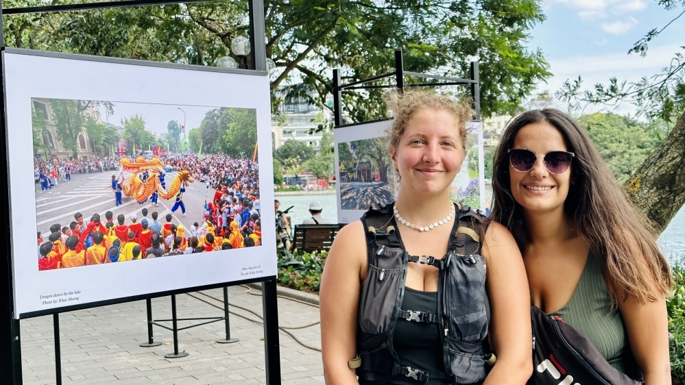 Từ 15/8, miễn thị thực cho công dân 12 nước vào Việt Nam du lịch