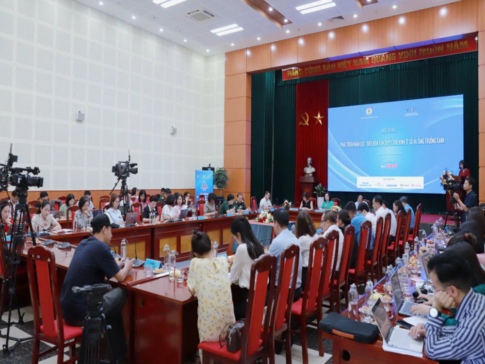 Nguồn nhân lực là yếu tố then chốt cho sự phát triển bền vững của mỗi quốc gia