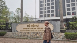 bo noi vu cu 34 can bo ve tang cuong 2 thang cho dia phuong