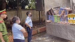 hon 2 tan mo va da bo boc mui hoi thoi dang di tieu thu thi bi bat