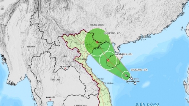 Cảnh báo áp thấp nhiệt đới trên Biển Đông, ảnh hưởng nhiều tỉnh ven biển
