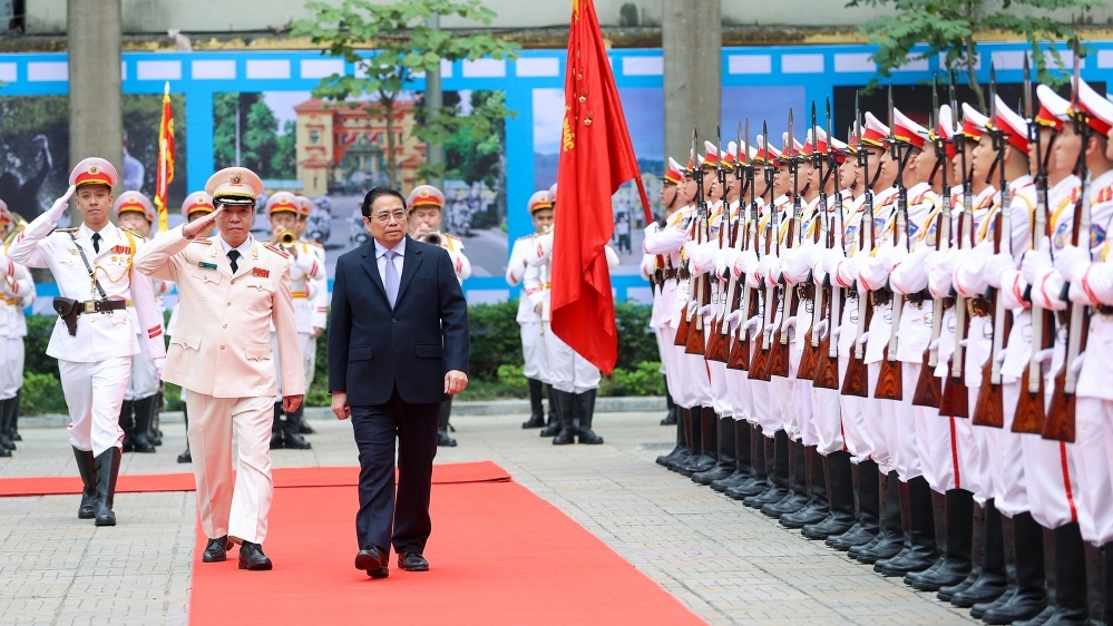Công an Nhân dân là người bạn đồng hành, chia sẻ những lo toan, vất vả của người dân