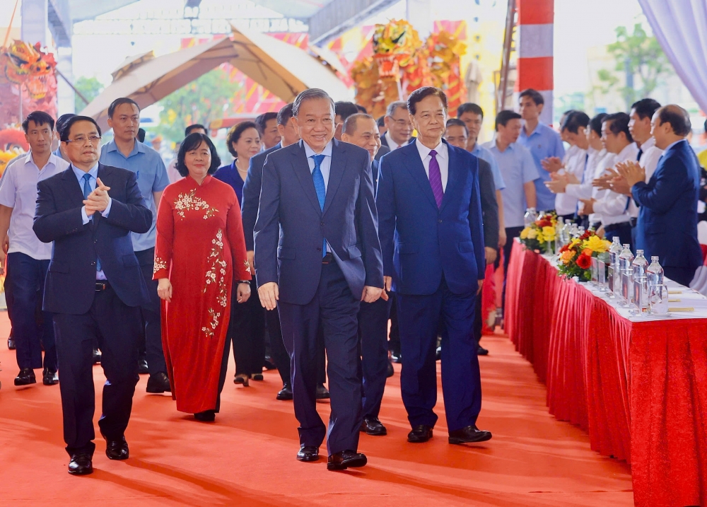 Tổng Bí thư, Thủ tướng dự khởi công, khánh thành 250 công trình mừng Quốc khánh Tổng Bí thư, Thủ tướng dự khởi công, khánh thành 250 công trình mừng Quốc khánh