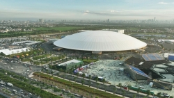 bieu tuong cua khat vong phat trien y chi vuon len cua toan dan toc