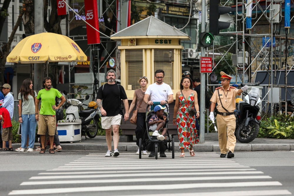 CSGT Hà Nội huy động tối đa lực lượng phục vụ tổng hợp luyện A80