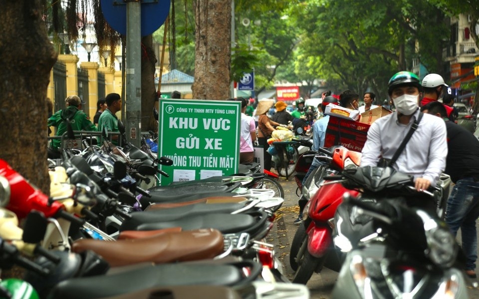 Hà Nội công bố các điểm trông giữ xe phục vụ A80