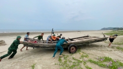 bao so 5 sap do bo nguy co mua gio cuc lon o mien trung