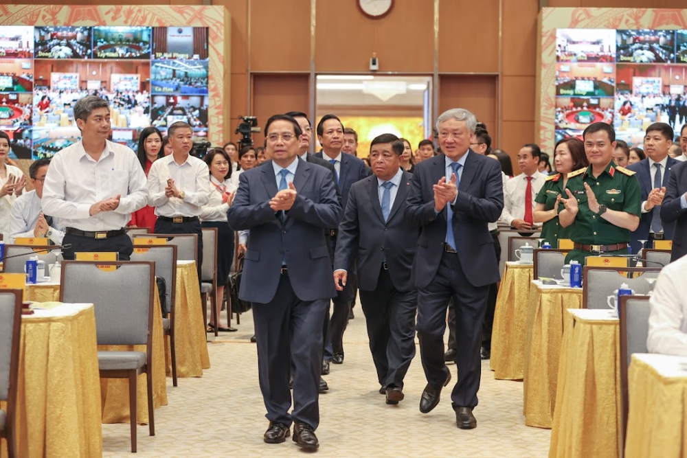 Thủ tướng: Xóa hơn 330.000 nhà tạm, dột nát là &quot;Công trình Quốc gia đặc biệt&quot; của &quot;ý Đảng, lòng dân&quot;