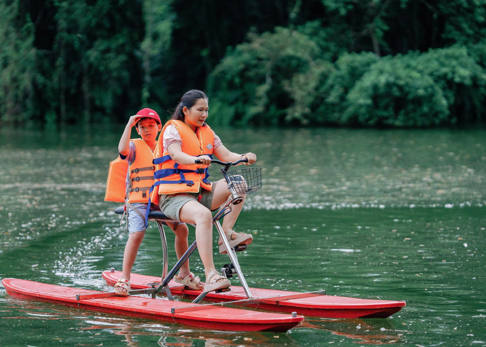 Cảnh sắc Đồng Tháp Mười: Một ngày đi chậm để nghe rừng cất tiếng