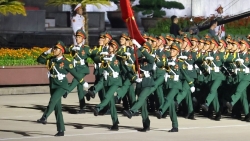 ha noi lap 20 man hinh led phuc vu nguoi dan theo doi a80