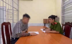 thanh nien xam tro thach thuc cong an gay roi tai chot bao ve a80