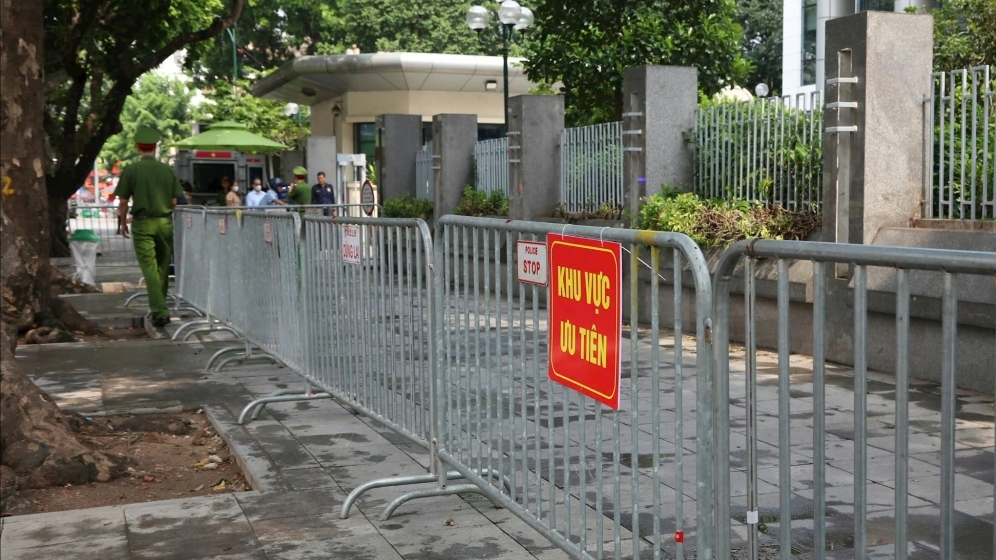 Công an lập chỗ ưu tiên cho cựu chiến binh, người già xem tổng duyệt A80